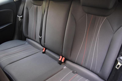 SEAT Leon 1.2 TSI MT (105 л. с.)