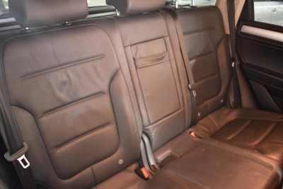Volkswagen Touareg 3.6 FSI Tiptronic 4Motion (249 л. с.)