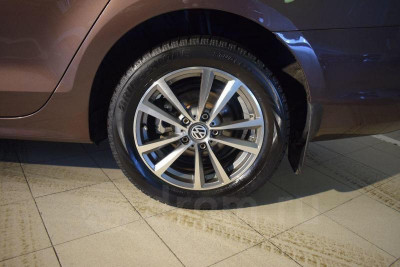Volkswagen Jetta 1.4 TSI MT (125 л. с.) Comfortline