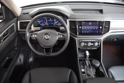 Volkswagen Teramont 2.0T AMT (220 л.с.)