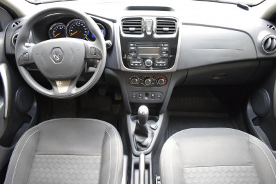 Renault Logan 1.6 MT (82 л. с.)