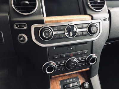 Land Rover Discovery 3.0 TDV6 AT 4WD (211 л. с.)