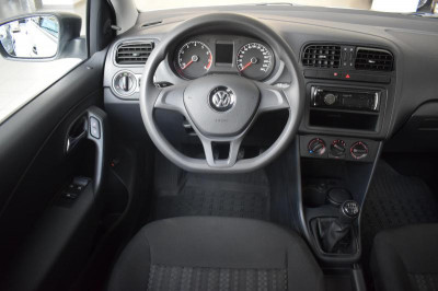 Volkswagen Polo 1.6 MPI MT (90 л. с.) Trendline