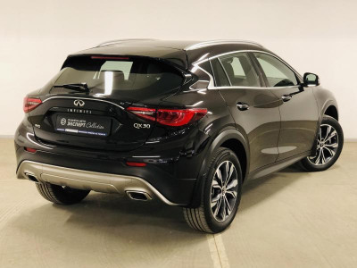 Infiniti QX30 2.0 DCT AWD (211 л. с.)