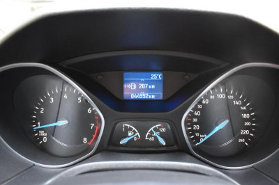 Ford Focus Универсал 1.6 Ti-VCT MT (125 л. с.) Trend