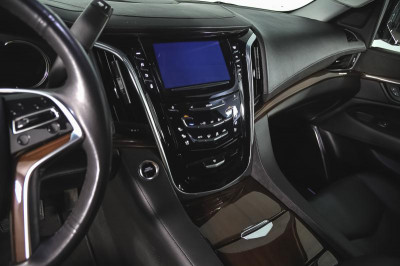 Cadillac Escalade 6.2 V8 АТ 4WD (426 л.с.) Luxury