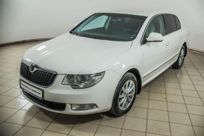 ŠKODA Superb 1.8 TSI DSG (160 л. с.)