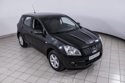 Nissan Qashqai 2.0 CVT 4WD (140 л. с.)