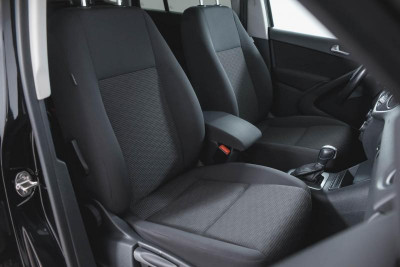 Volkswagen Tiguan 1.4 TSI BlueMotion DSG (150 л. с.) Avenue