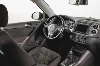 Volkswagen Tiguan 1.4 TSI BlueMotion DSG (150 л. с.) Avenue