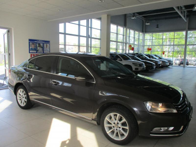 Volkswagen Passat 1.8 TSI MT (152 л. с.)