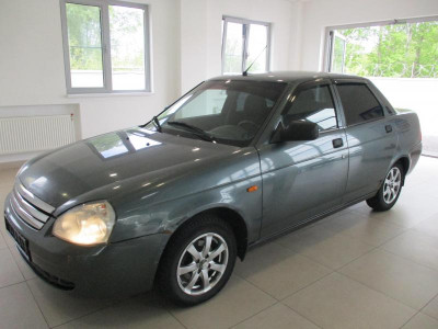 LADA Priora 1.6 MT 16 кл (Евро-3) (98 л. с.)