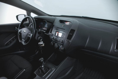 Kia Cerato 1.6 MT (130 л. с.) Comfort