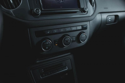 Volkswagen Tiguan 1.4 TSI BlueMotion MT (122 л. с.)