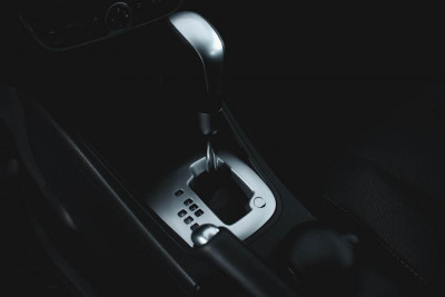 Renault Fluence 1.6 AT (110 л. с.)