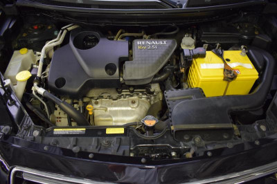 Renault Koleos 2.5 CVT 4x4 (171 л. с.)