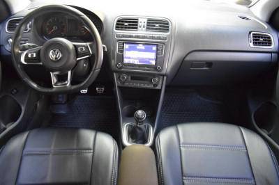 Volkswagen Polo 1.6 MPI MT (110 л. с.) Drive