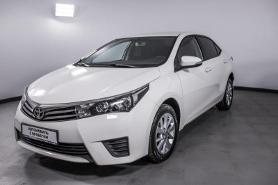 Toyota Corolla 1.6 CVT (122 л. с.) Комфорт