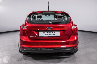 Ford Focus 1.6 MT (125 л. с.)