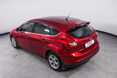 Ford Focus 1.6 MT (125 л. с.)