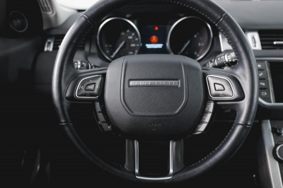 Land Rover Range Rover Evoque P200 AT AWD (200 л.с.) SE