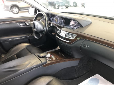 Mercedes-Benz S-Класс S 350 CDI BlueEFFICIENCY 4MATIC 7G-Tronic (235 л. с.)