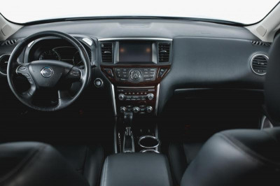 Nissan Pathfinder 3.5 CVT AWD (249 л. с.) Mid