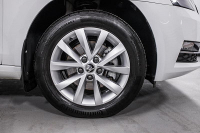 ŠKODA OCTAVIA 1.6 MPI AT (110 л.с.) Style