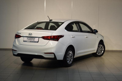 Hyundai Solaris 1.4 MT (100 л.с.)