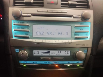 Toyota Camry 2.4 VVT-i AT (167 л. с.)