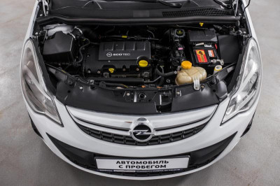 Opel Corsa 1.4 AT (101 л. с.)