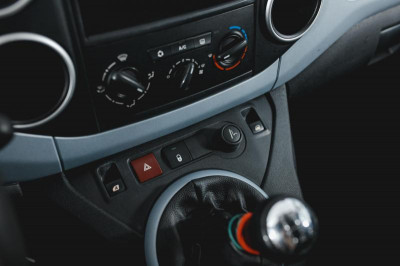 Citroen Berlingo 1.6 MT (90 л. с.)