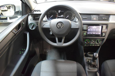 ŠKODA Rapid 1.6 MT (90 л.с.)