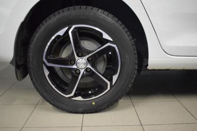 ŠKODA Rapid 1.6 MT (90 л.с.)