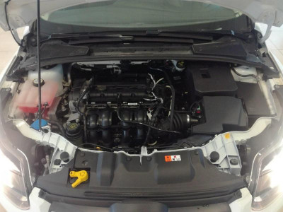Ford Focus 1.6 PowerShift (105 л. с.)