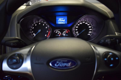 Ford Focus 1.6 MT (125 л. с.)