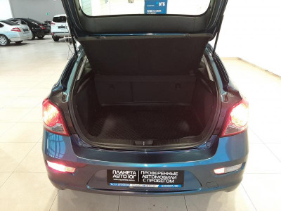 Chevrolet Cruze 1.6 MT (109 л. с.)