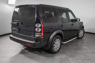 Land Rover Discovery 3.0 TDV6 AT 4WD (211 л. с.)