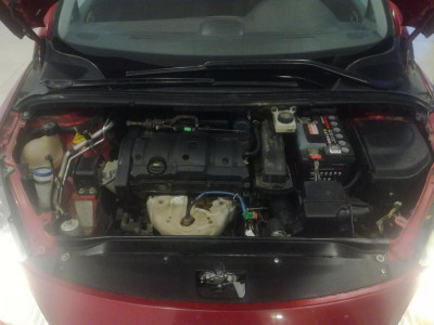 Peugeot 307 1.6 AT (110 л. с.)