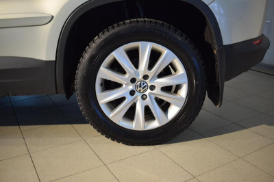 Volkswagen Tiguan 2.0 TDI 4Motion AT (140 л. с.)