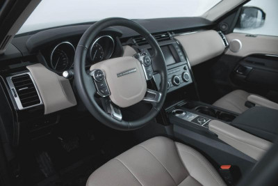 Land Rover Discovery 3.0 SiV6 AT 4WD (340 л.с.) SE