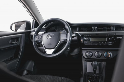 Toyota Corolla 1.6 CVT (122 л. с.)