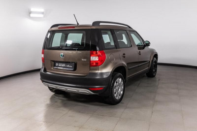 ŠKODA Yeti 1.2 TSI MT (105 л. с.)