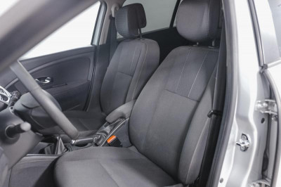 Renault Megane 1.6 MT (100 л. с.)