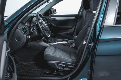 BMW X1 18i 2.0 AT (150 л.с.)