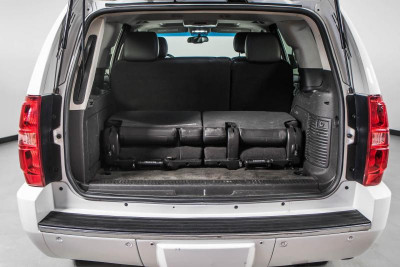 Chevrolet Tahoe 5.3 AT (325 л. с.)