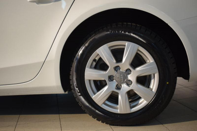 Audi A4 1.8 TFSI multitronic (120 л. с.)