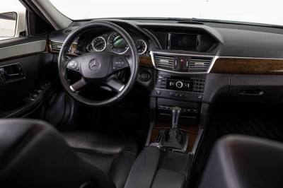Mercedes-Benz E-Класс E 200 T BlueEfficiency 7G-Tronic Plus (184 л. с.)