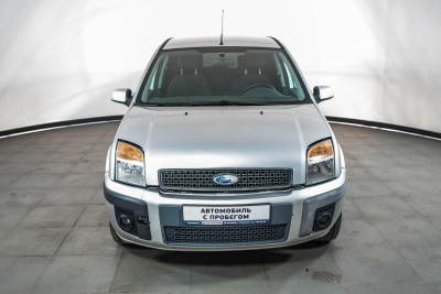 Ford Fusion 1.6 MT (100 л. с.)