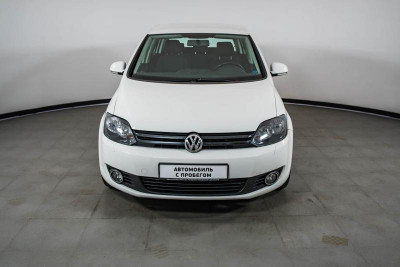 Volkswagen Golf 1.2 TSI MT (105 л. с.)